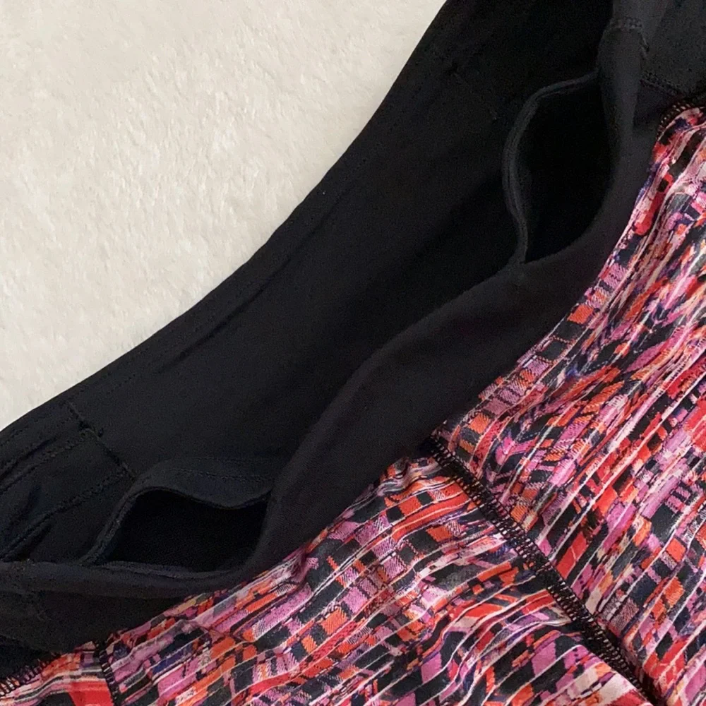 Lululemon | Speed Up Swift Short 4" Flash Pleat Orange Multi/Black W7AVMT 2 Tall - Picture 6 of 16